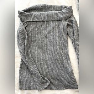 Abercrombie & Fitch Long Sleeve Top, Small, Grey